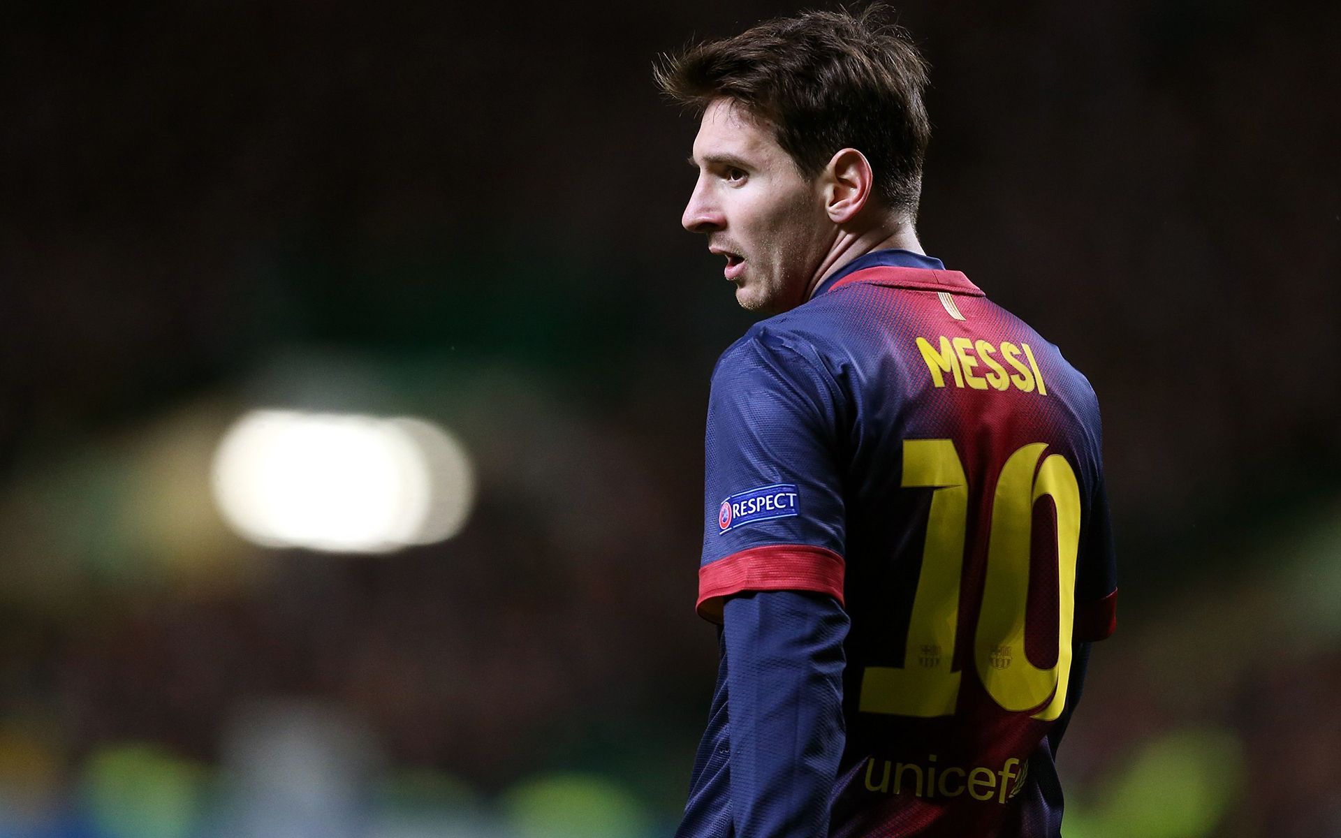 亚冠精英赛：布里兰与江原FC 赛前全方位分析及比分预测（亚冠精英赛前瞻：布里兰对阵江原FC 深度解析与比分预测）